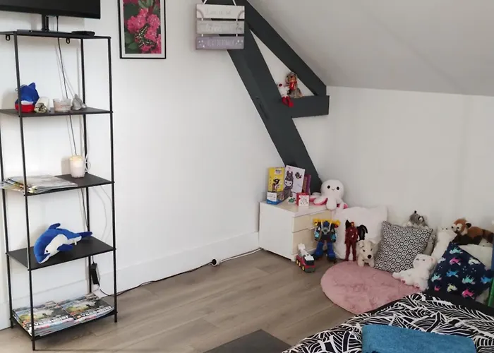 Proche Sortie A10 Pons